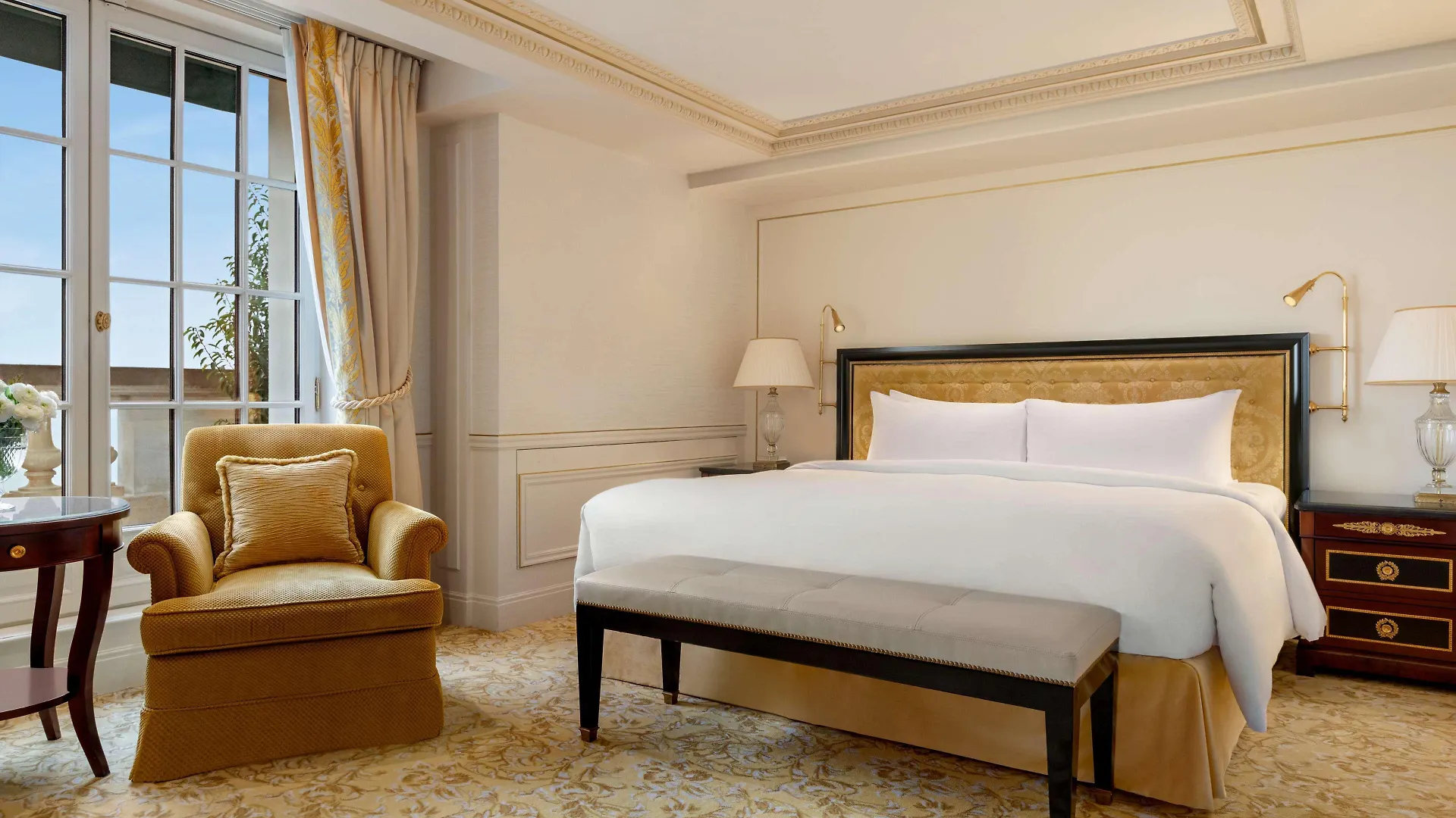 Hotel Shangri-la